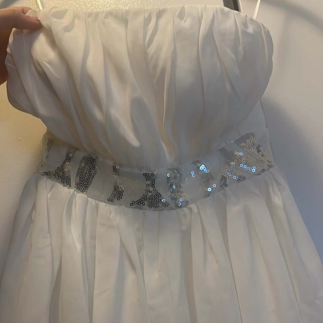 Vit klänning  - 90