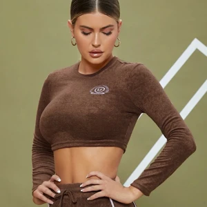 Tröja  - Super fin tröja från shein! Har använt den några gånger, men inga tecken på användning! Den är i storlek L, men passar mest xs,s ! ❤️