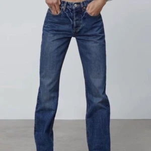 Zara jeans  - Dessa super fina jeans som inte kommer till användning, (skriv privat för egna bilder)