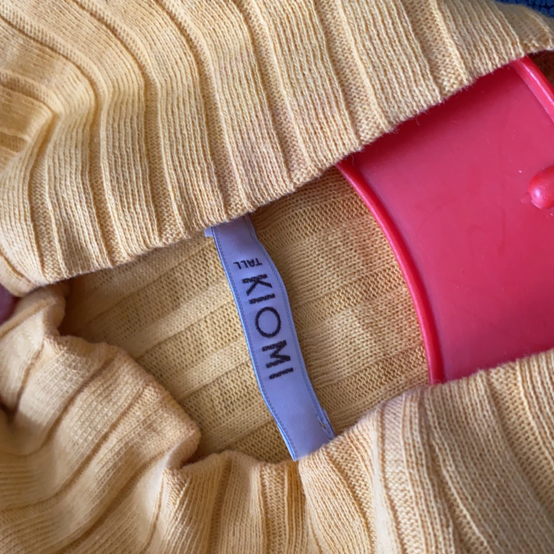 Senapsgul stickad tröja - 90