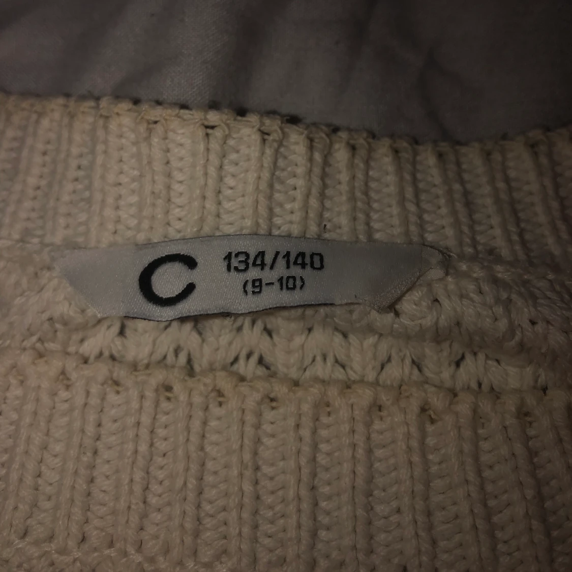 Vit Stickad Tröja - 91