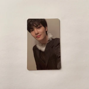 WTS Stray Kids  - Har: Jeongin oddinary pc. Vill ha: 40kr eller byta mot Chan, Hyunjin, Jisungs pc av samma version eller kolla mina wls på instagram: @hugforbeomgyu, där kan du också hitta många proofs från tidigare byten och sålda kort.