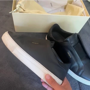 Arigato skor  - Axel Arigato skor storlek 44 använd fåtal gånger 