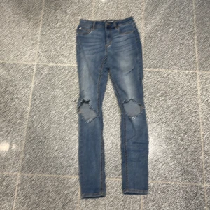 Lågmidjade jeans  - Lågmidjade jeans storlek S