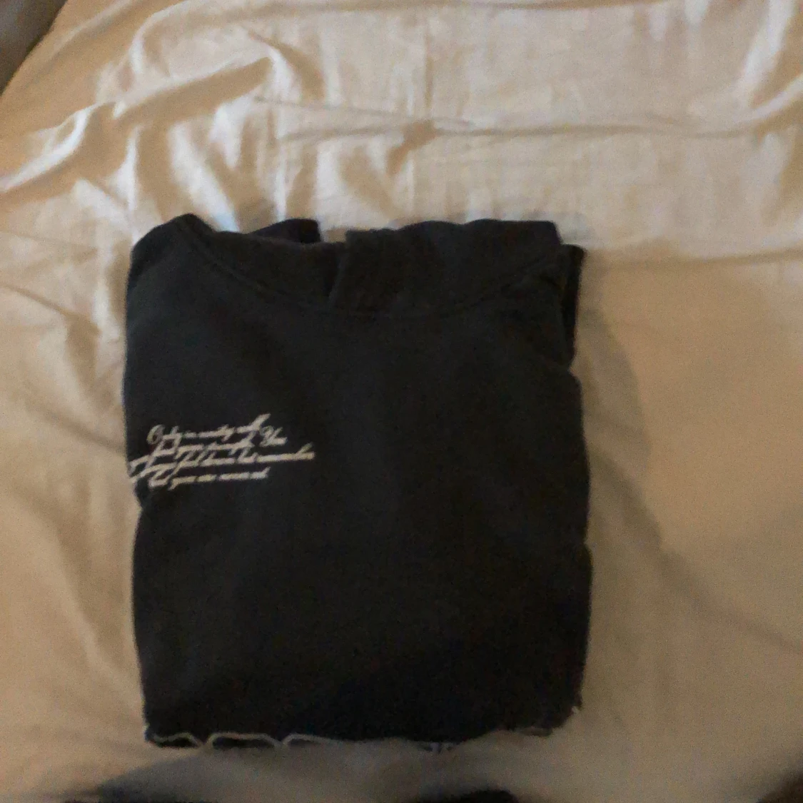 Mörkblå hoodie  - 91