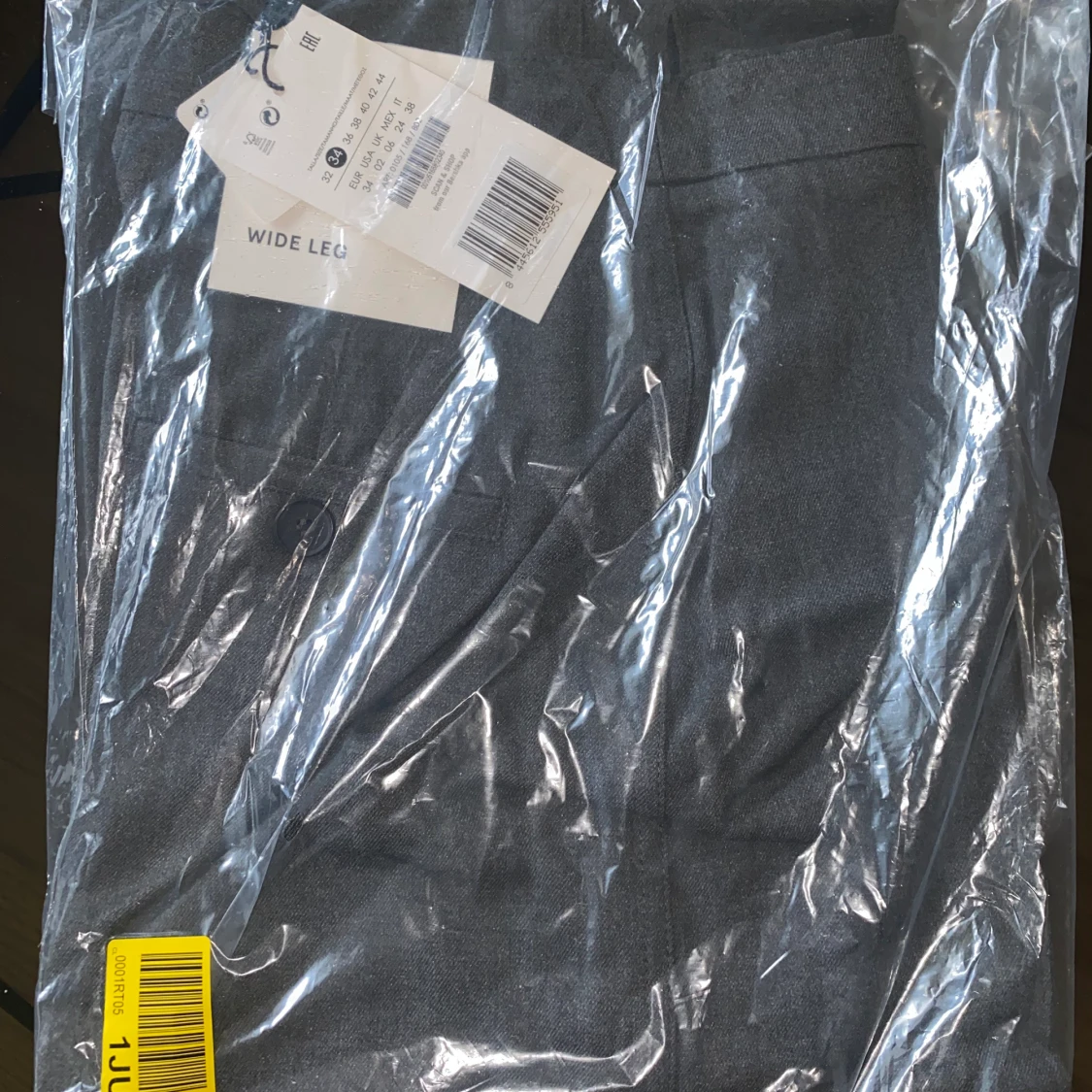 Grå kostymbyxor - 91