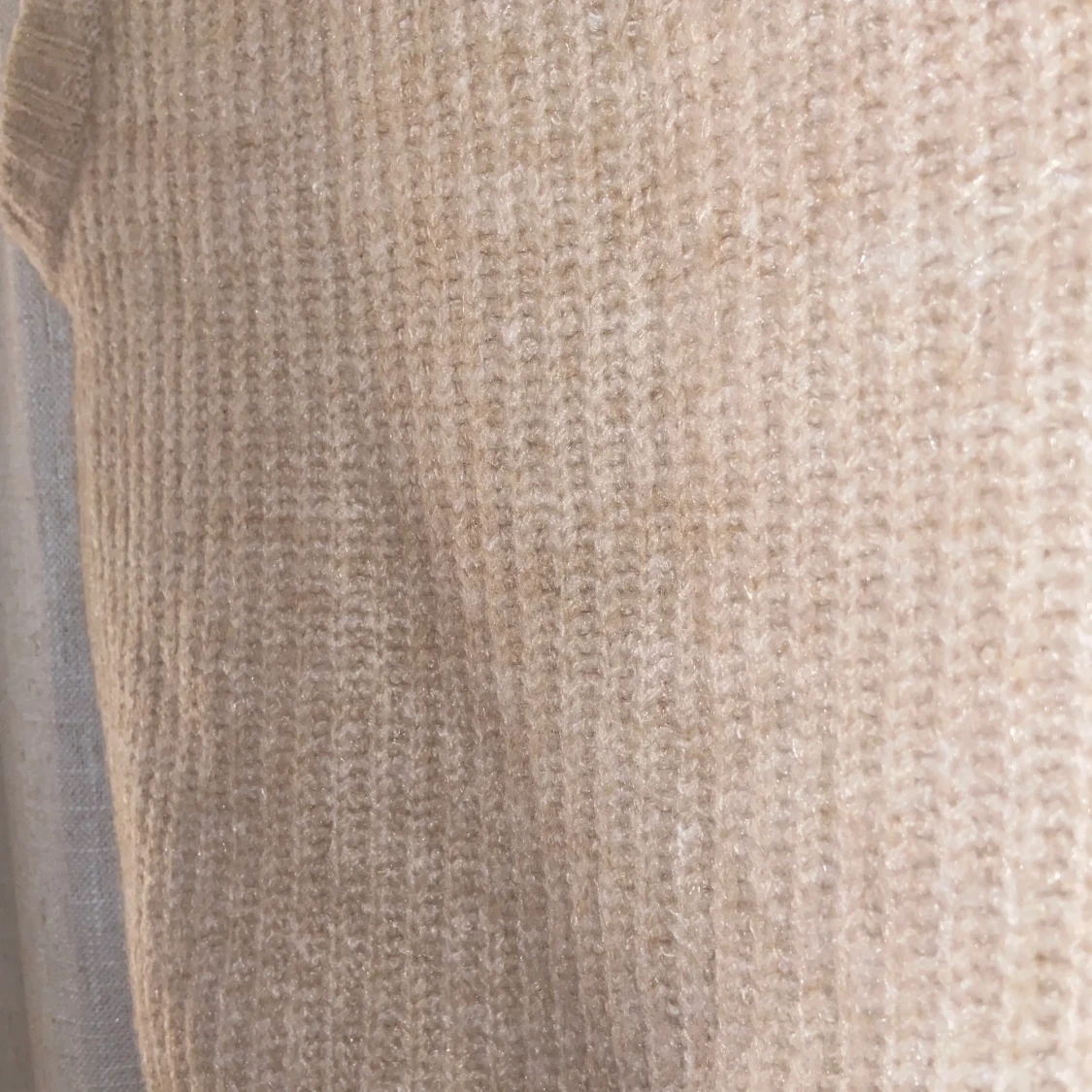 Stickad väst aldrig använd - 91