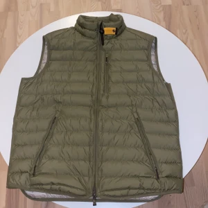 Parajumpers - Parajumpers  Skick 10/10  Storlek XL