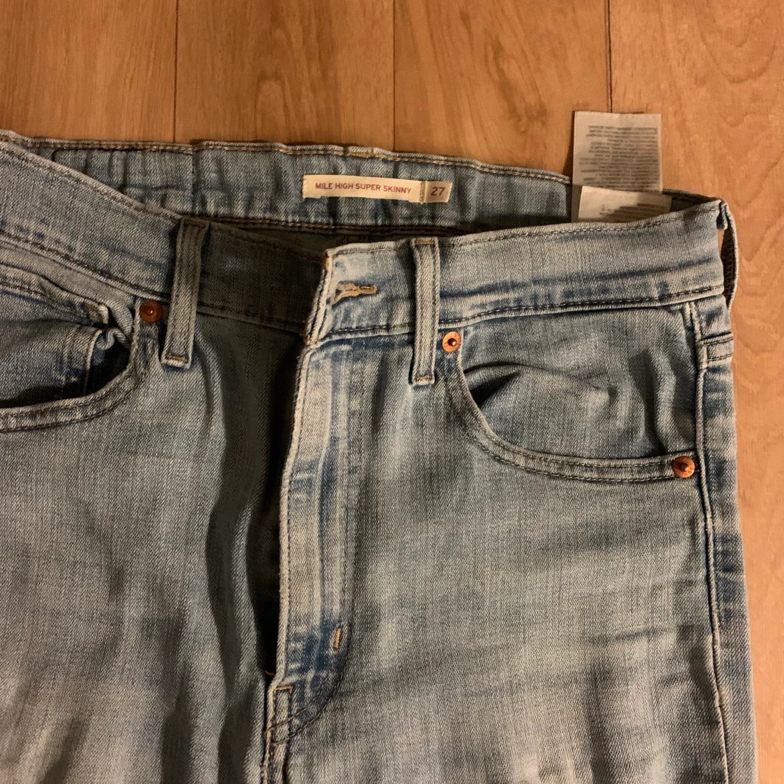 Levis  - 90
