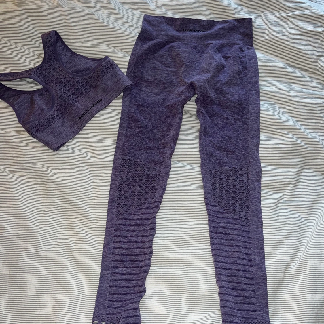 Panos Emporio tränings tights och topp - 90