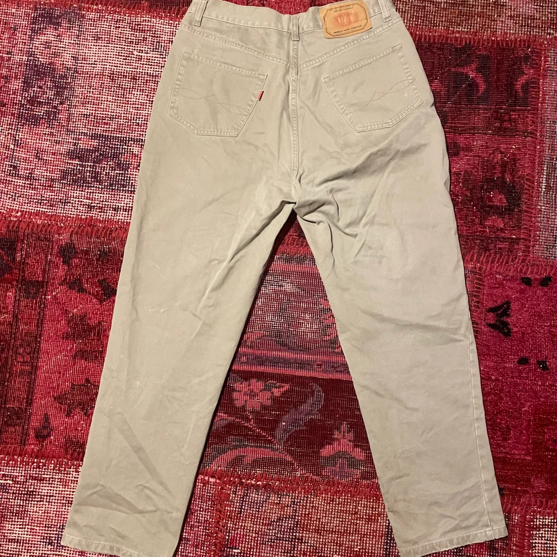 Gråa chinos från Mitch  - 91