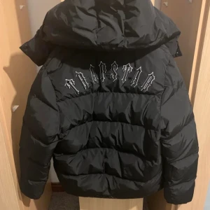Trapstar jacka - Aldrig använd 
