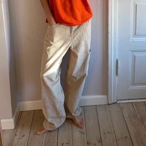 Manchester byxor  - Manchester byxor strl 38. Köparen står för frakt. 