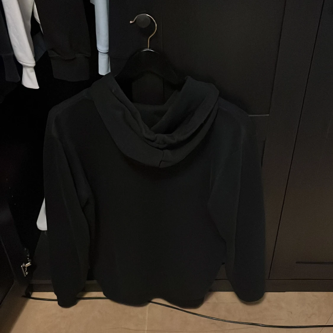 Hoodie med tryck - 90