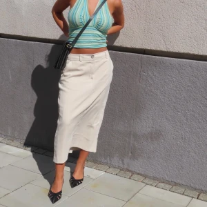 Halter-topp - Bra skick  Modellen är 158