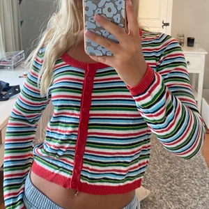 Randig tröja  - Jätte skön randig tröja med hjärtan 