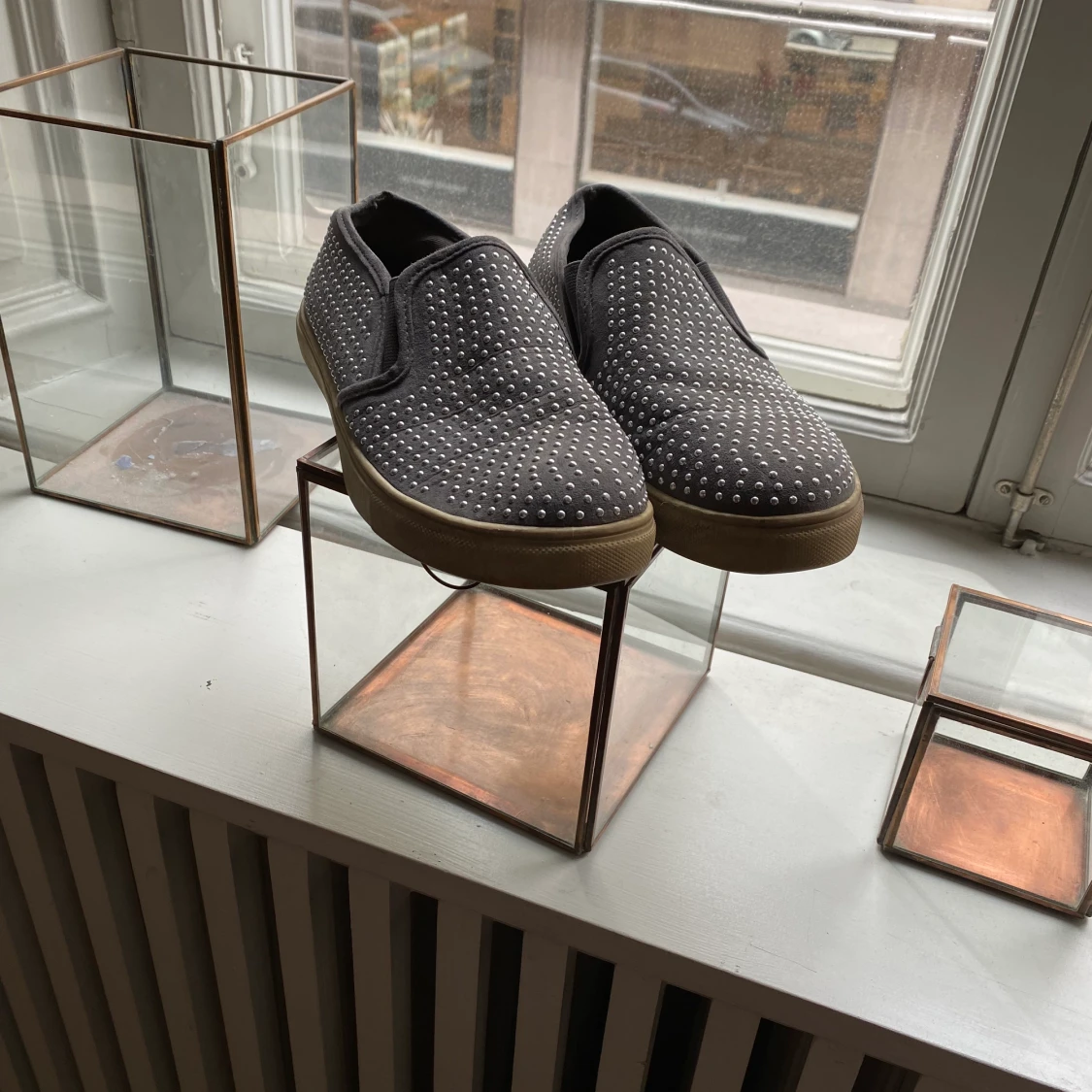 Slipon sneaker från Steve Madden - 90