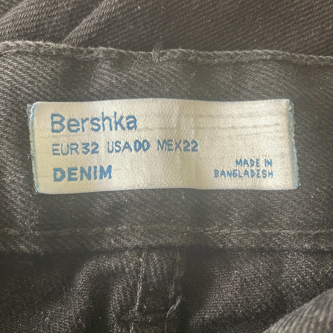 Svarta Bershka “dad” jeans - 91