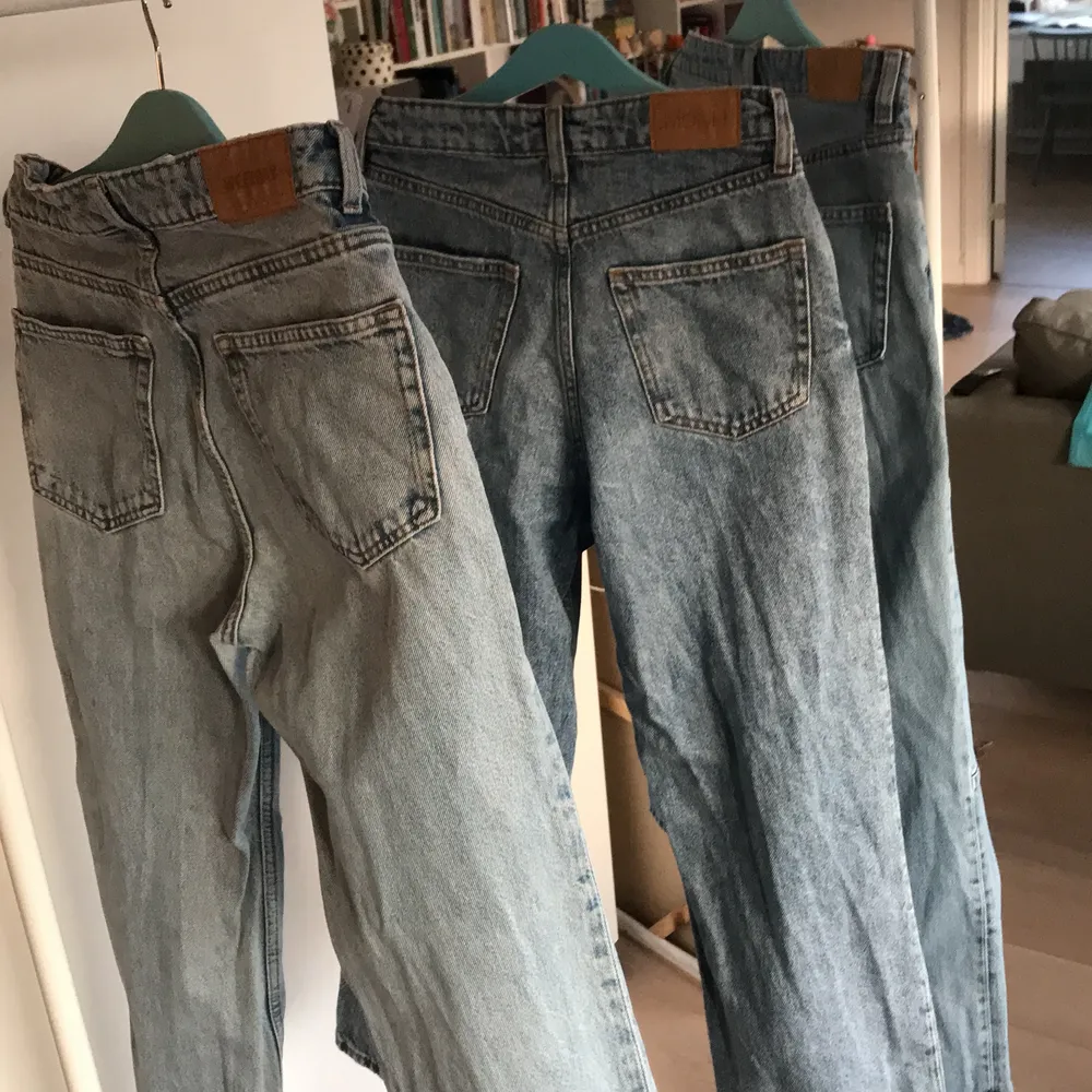 Weekday Voyage och två par jeans från Monki.. Jeans & Byxor.