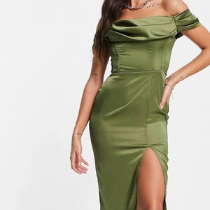 Klänning från ASOS - Ord pris 879kr