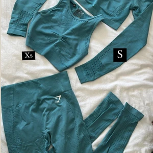 Gymshark  - Träningskläder från gymshark. Vill gärna sälja de ihop. Tighs, bh och top