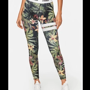 Stringent tights  - St M passar även S