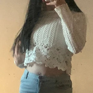 Vit top  - En vit top som jag har använt bara en gång. Skriv om du intresserad <3