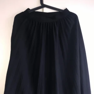 Räfflad kjol från Shein - Denna kjol är i S <3