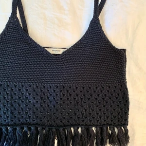 Virkad topp - Finaste virkade linnet från mango. Kan mötas eller så står köparen för frakten 