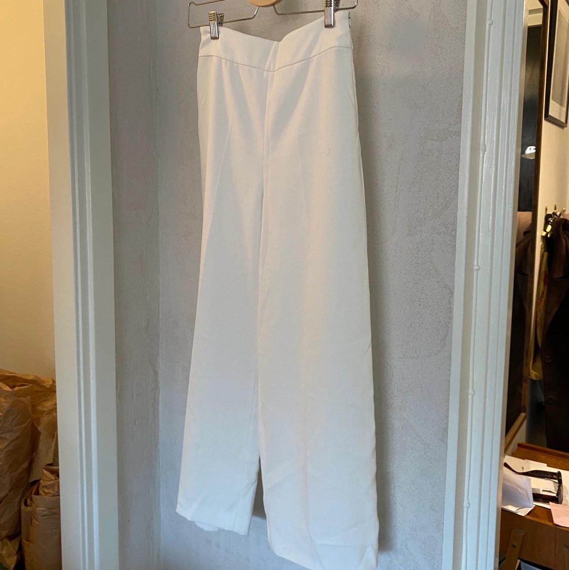 Vita kostymbyxor  - 90