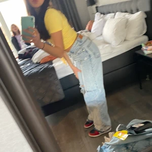 Bershka - Ljusblå jeans från Bershka!!!!❤️