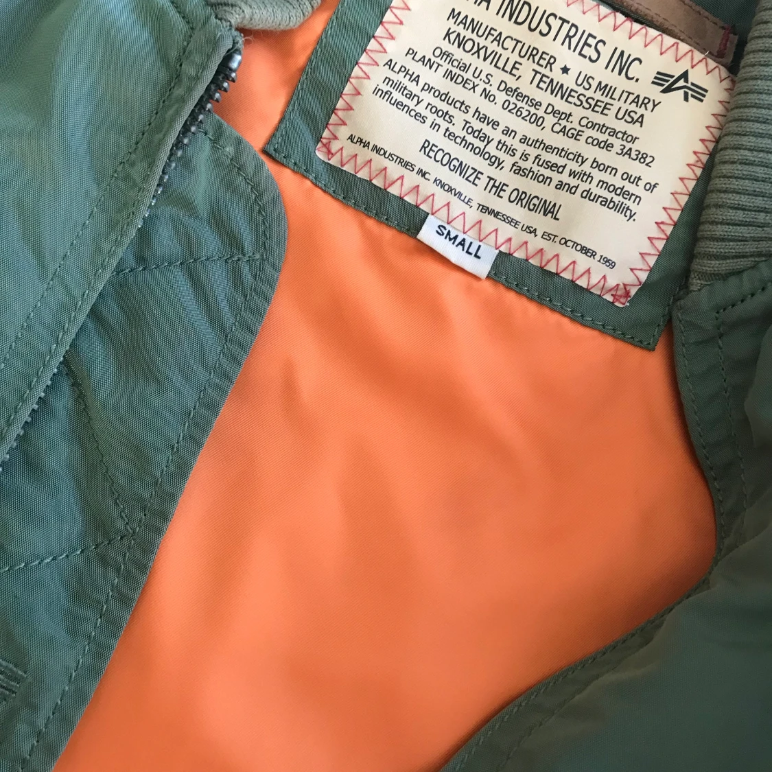 Alpha jacka i fint skick storlek S