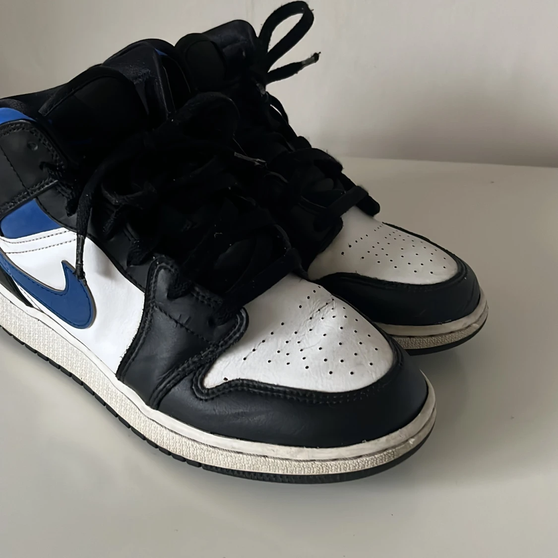 Air Jordan 1 Mid White Racer Blue (GS) - 90