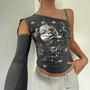  ball topp - Säljer pga garderobsrensing! Toppen kvalite! Skriv vid intresse! FÖRST TILL KVARN