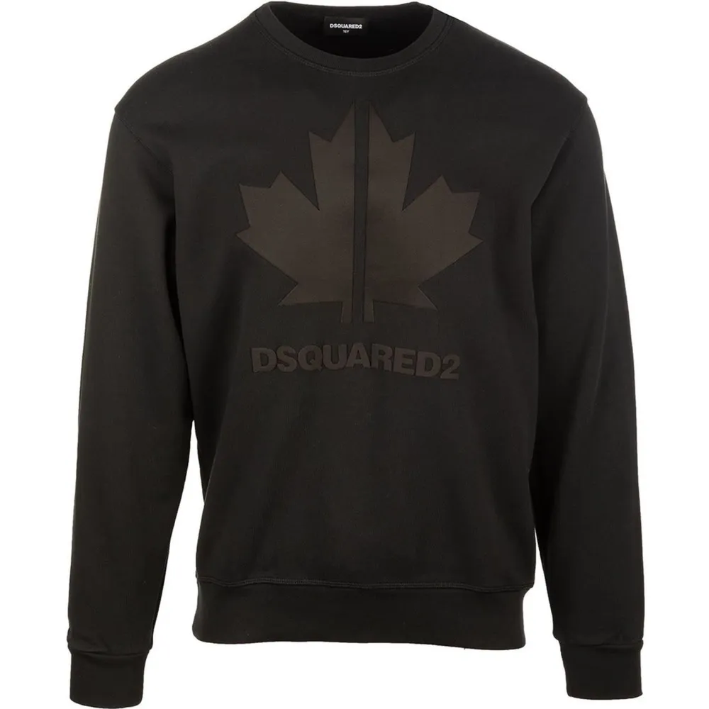 Helt ny Dsquared2 sweatshirt i storlek 16y(176cm). Ordinarie pris 160€. Säljer pga för stor.. Tröjor & Koftor.