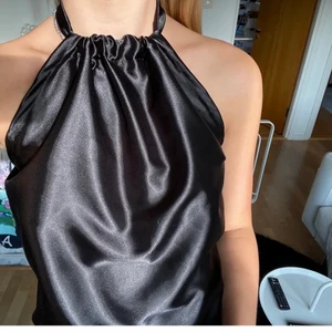 Topp  - Fin topp! Strl S  ( lånad bild