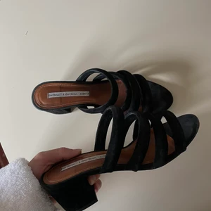 & other stories klackar - För fler bilder är det bara att fråga!