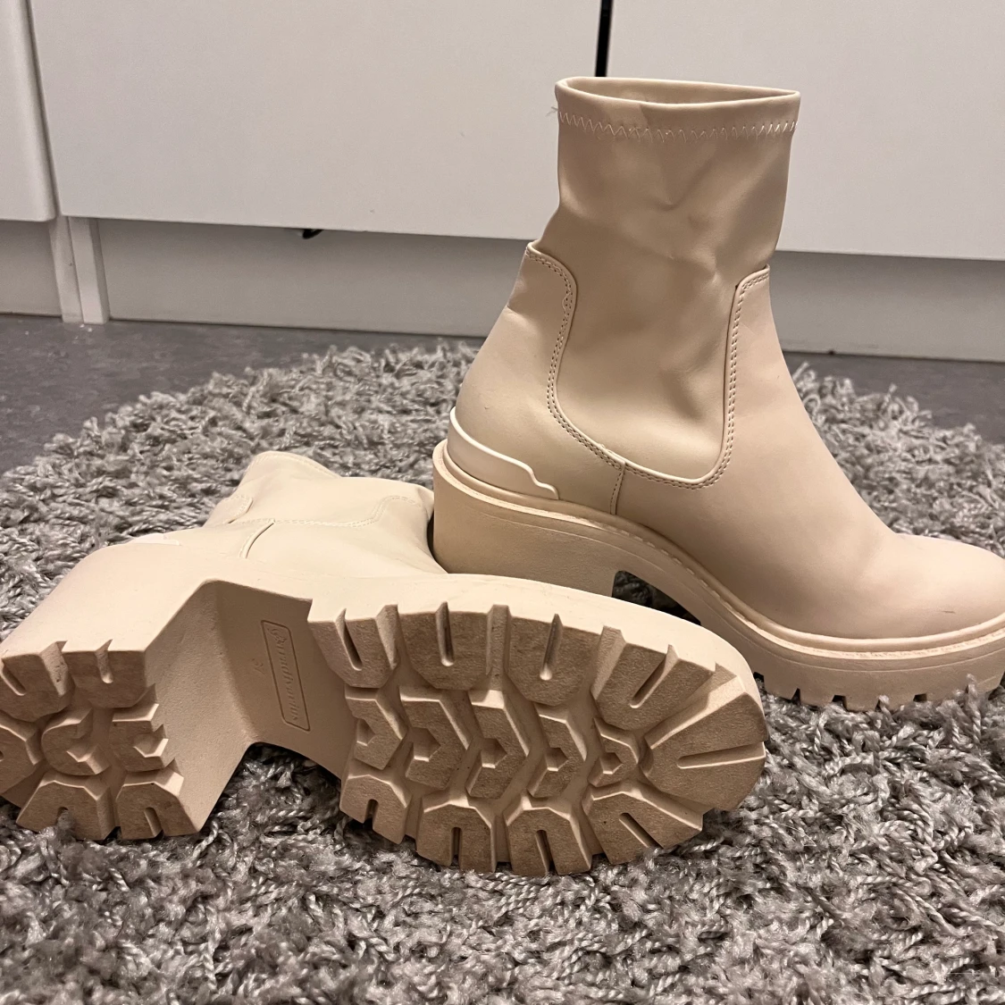 Stradivarius boots - 91