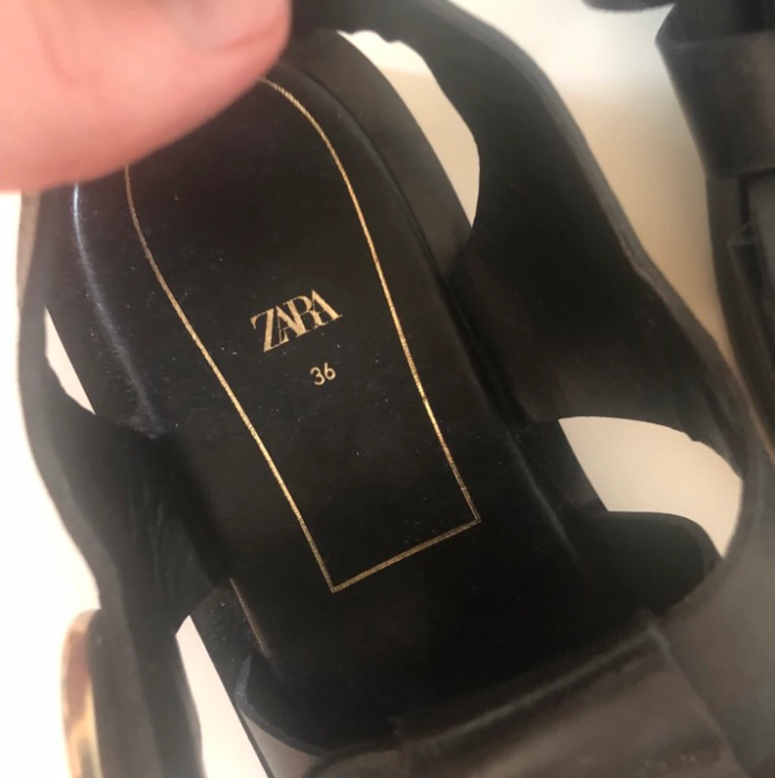 Leather cage sandals Zara  - 91