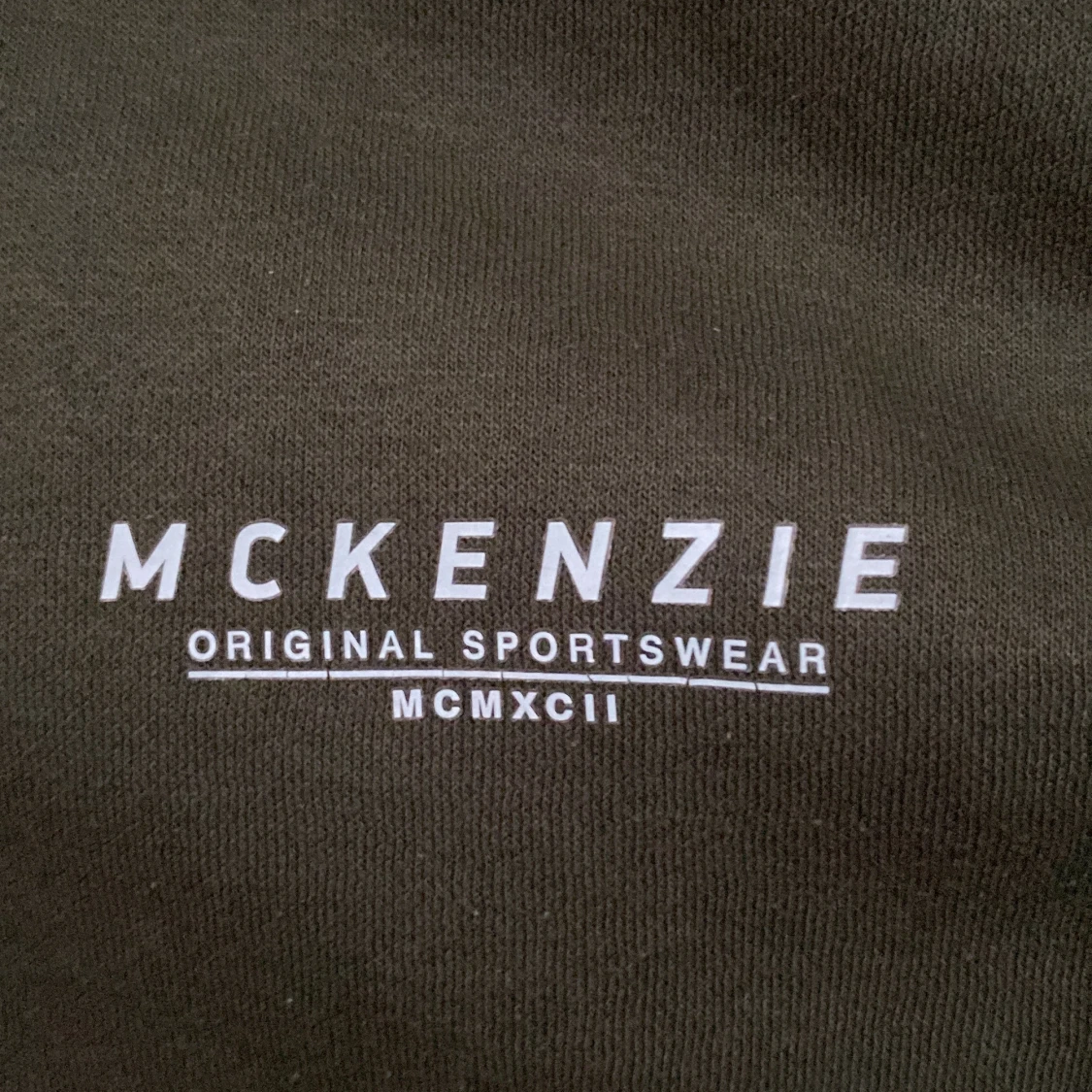 Mckenzie hoodie grön  - 91