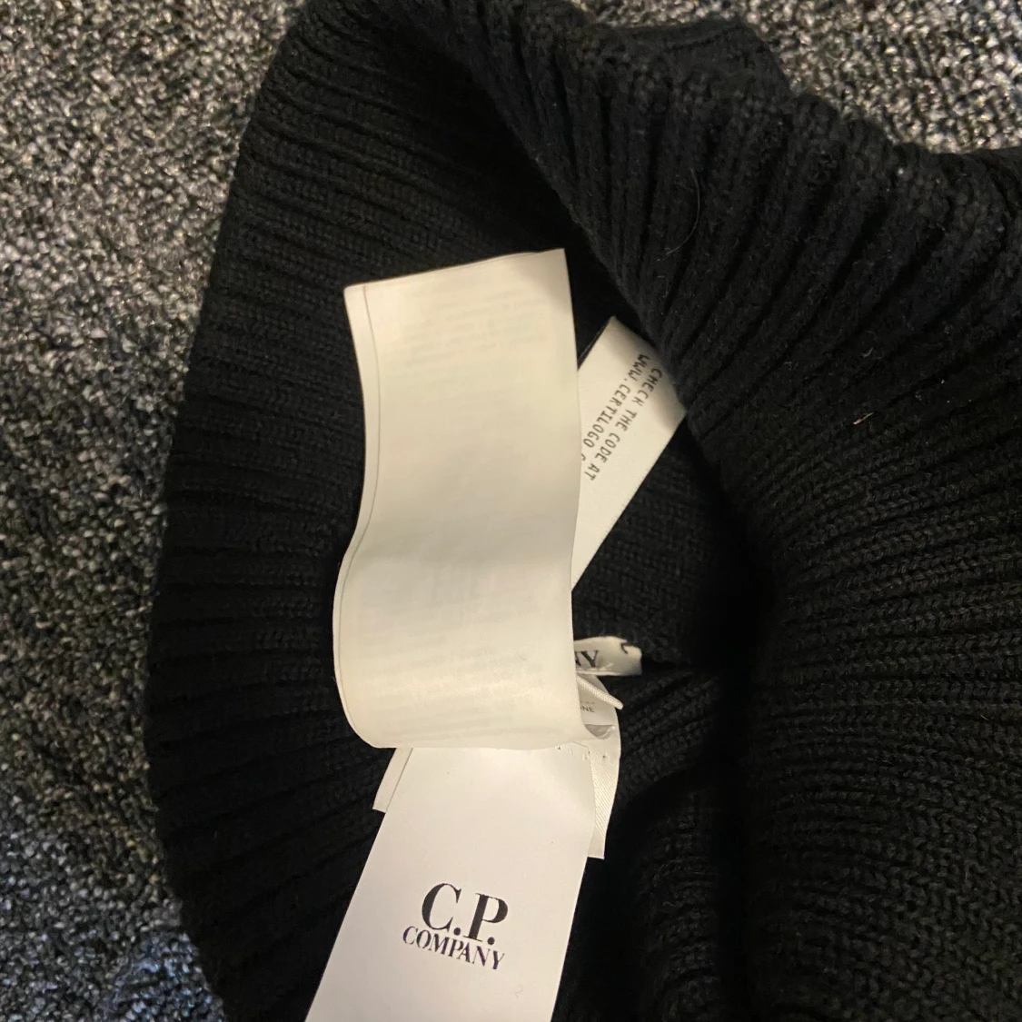 CP Company mössa  - 91