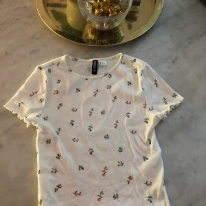 Magtröja XS - Magtröja storlek XS, använd ett fåtal gånger 