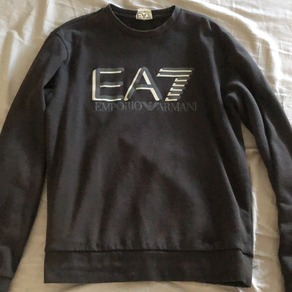Armani tröja i storlek S-M