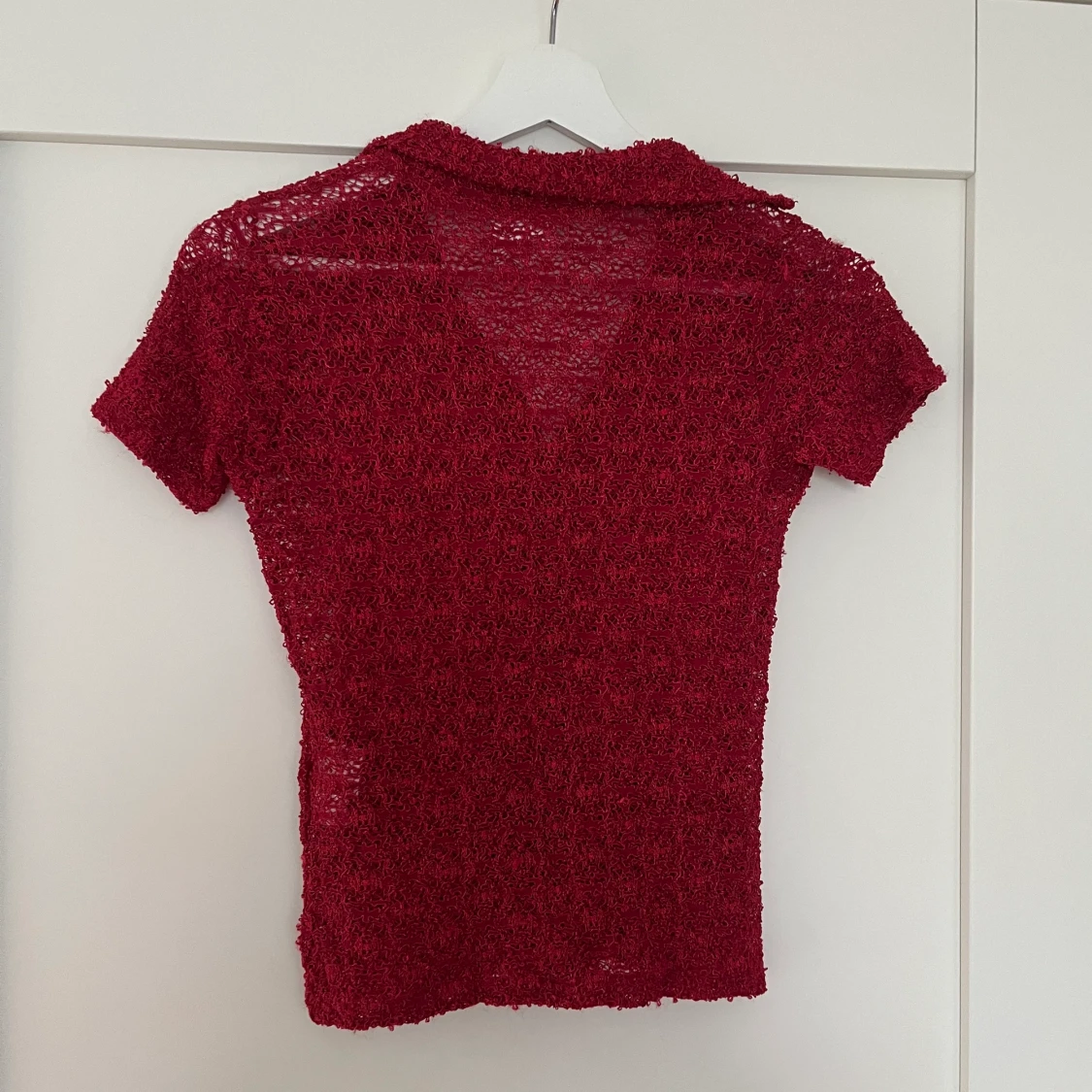 Röd kortärmad skjorta - 90