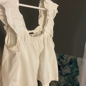 Topp  - Säljer denna jätte söta toppen ❤️