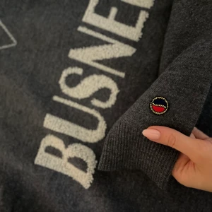 Busnel tröja - Busnel tröja i 100% merinoull. Storlek 40, nypris 2199:- 