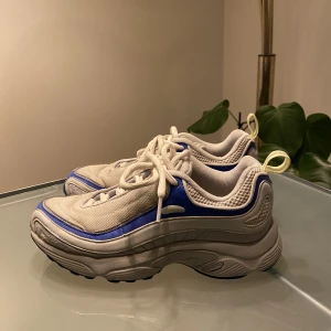 Reebok sneakers 37 - Bra skick 