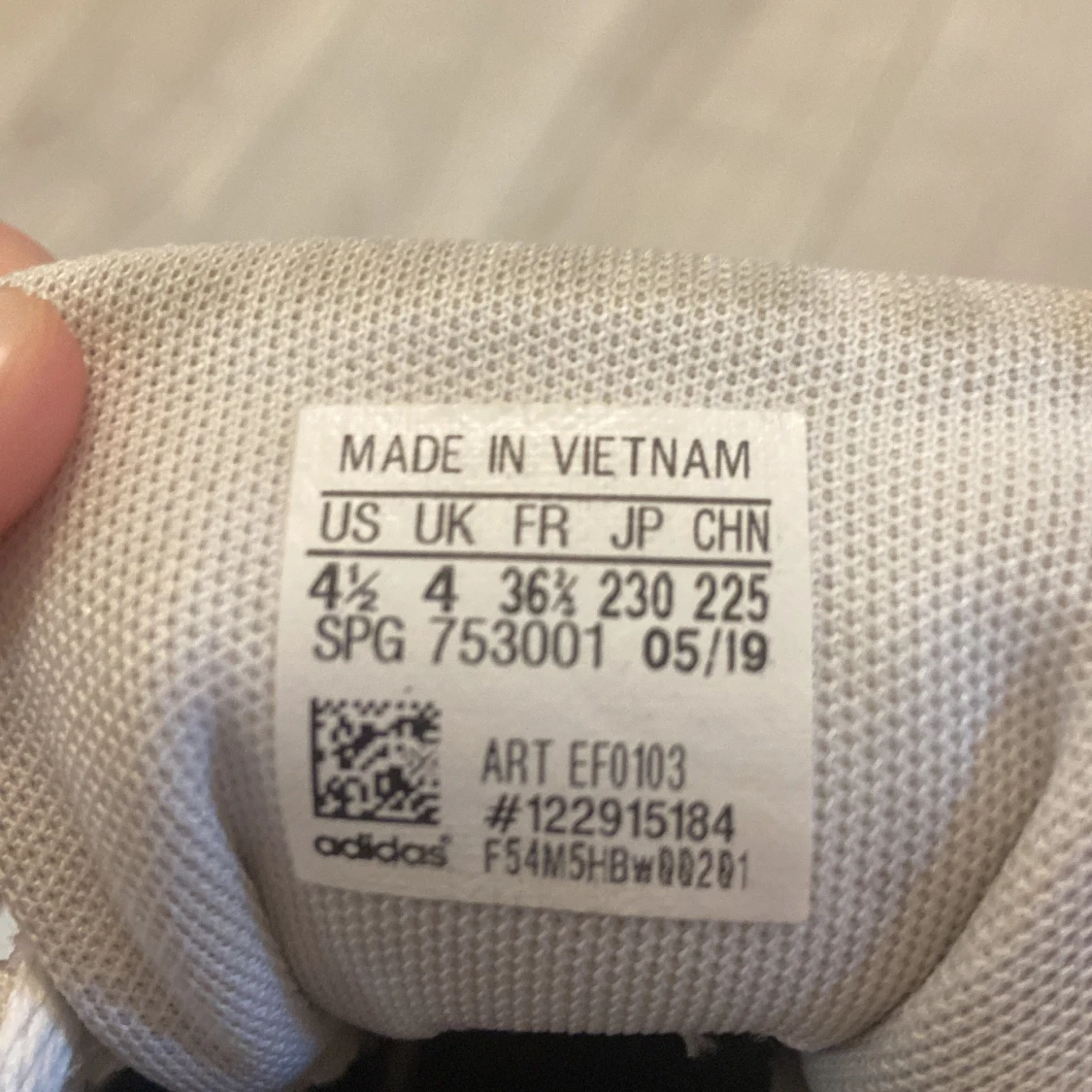 Adidas skor st 36 2/3 - 91