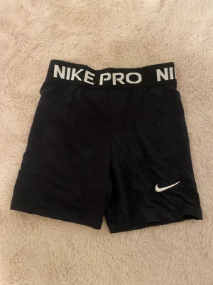 Nike pros - Aldrig använt!