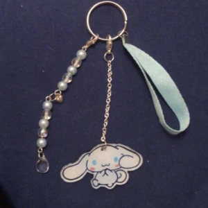 Cinnamoroll nyckelring ❤️ - jättesöt cinnamoroll nyckelring  skriv gärna dm innan köp ❤️ extras lägger jag alltid till vid varje köp 🌸 